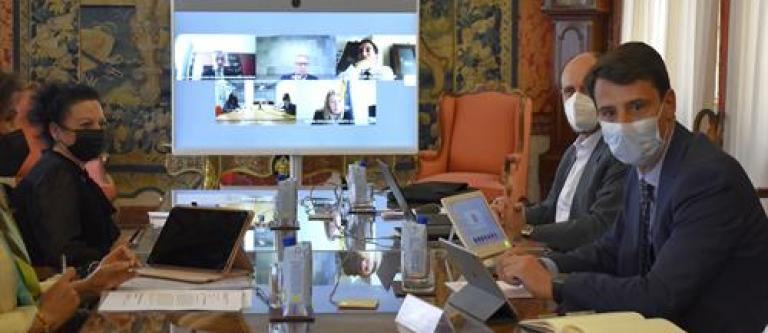 El Ministerio de Justicia se reúne con la abogacía, procura y graduados sociales para avanzar en la conciliación